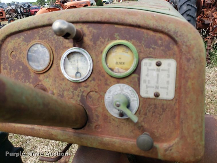 image for item DO2996 1951 Oliver 77  tractor