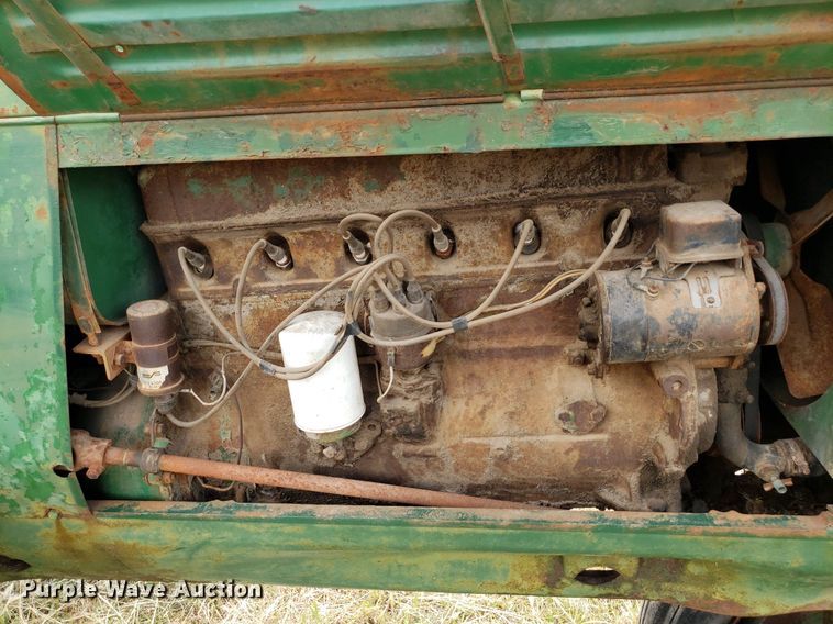 image for item DO2996 1951 Oliver 77  tractor