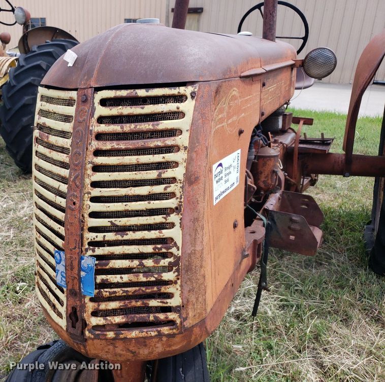 image for item DO2997 Cockshutt 30  tractor