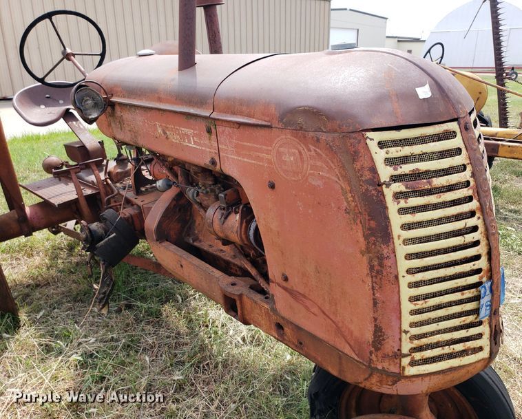 image for item DO2997 Cockshutt 30  tractor