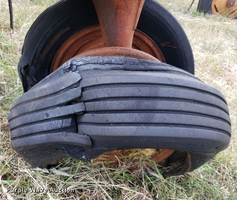 image for item DO2997 Cockshutt 30  tractor