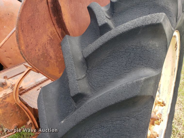 image for item DO2997 Cockshutt 30  tractor