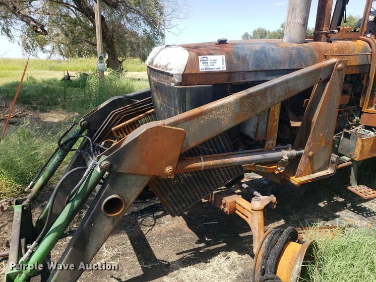 image for item DO3016 1978 John Deere 4440  tractor