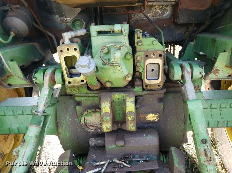 image for item DO3016 1978 John Deere 4440  tractor
