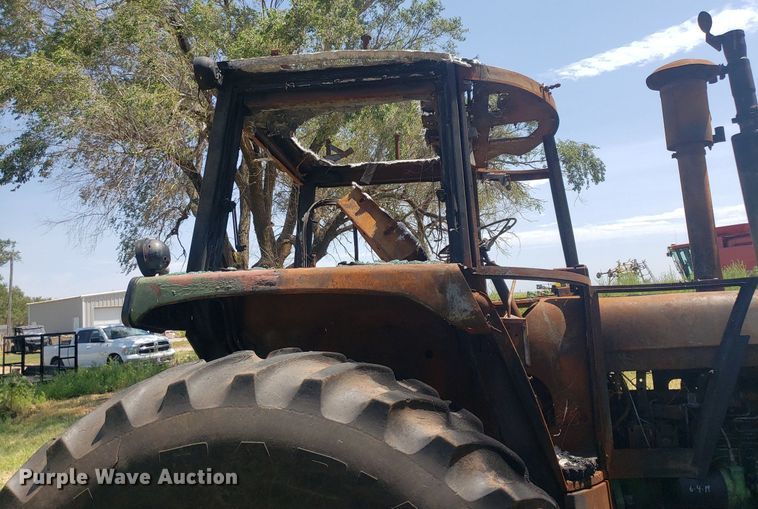 image for item DO3016 1978 John Deere 4440  tractor