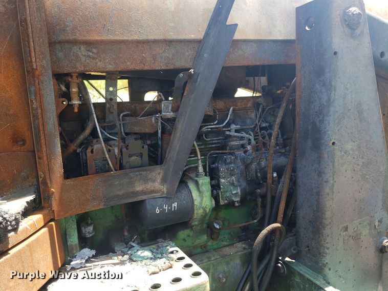 image for item DO3016 1978 John Deere 4440  tractor