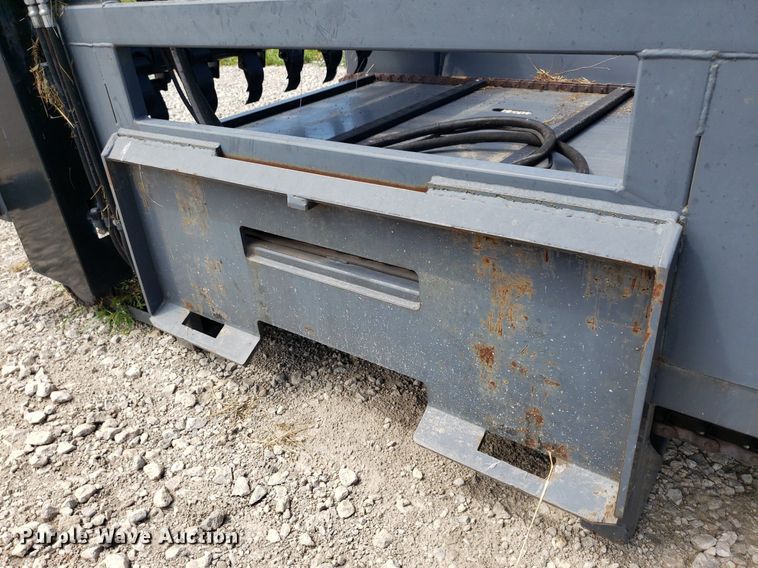 image for item DO3018 Top Notch  skid steer bale processor
