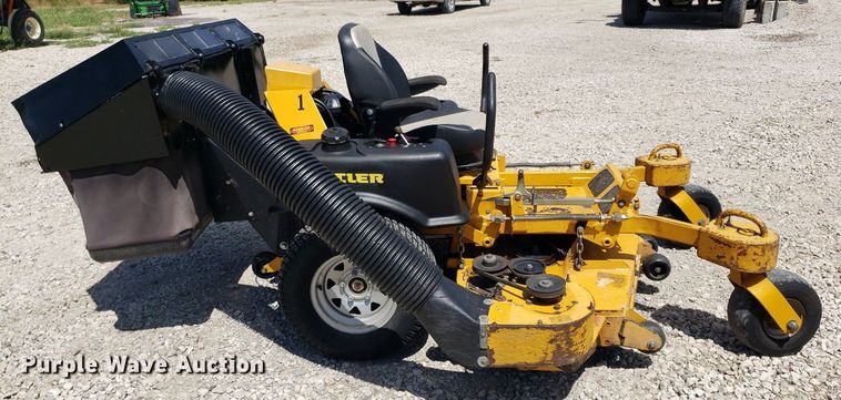 image for item DO3019 Hustler Super Z  ZTR lawn mower