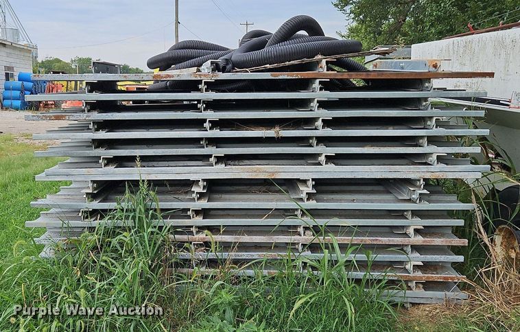 image for item DP2305 (51) grain containment walls