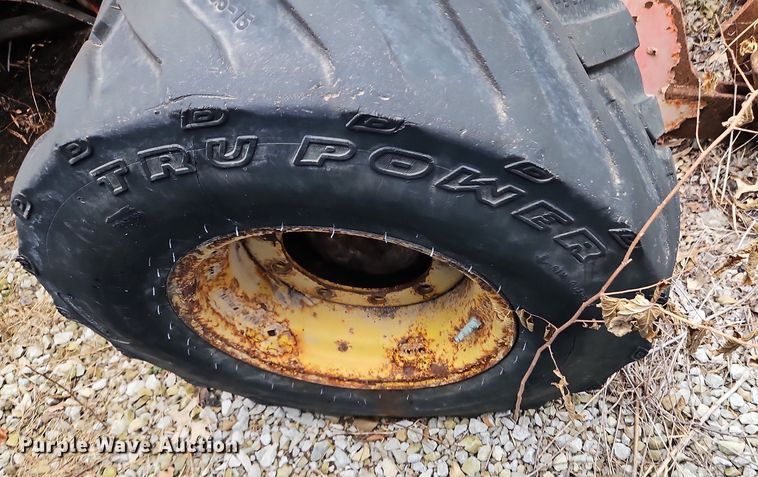 image for item DP2306 Willmar Wrangler  wheel loader