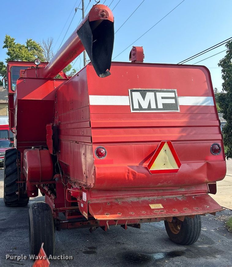 image for item DQ0879 Massey Ferguson MT750  combine