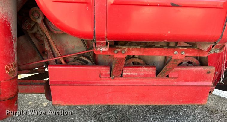 image for item DQ0879 Massey Ferguson MT750  combine