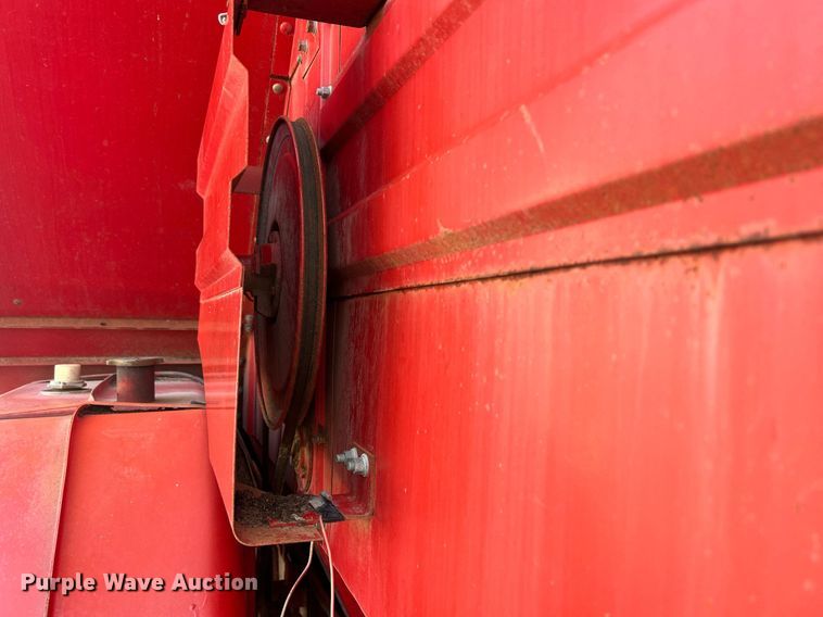 image for item DQ0879 Massey Ferguson MT750  combine