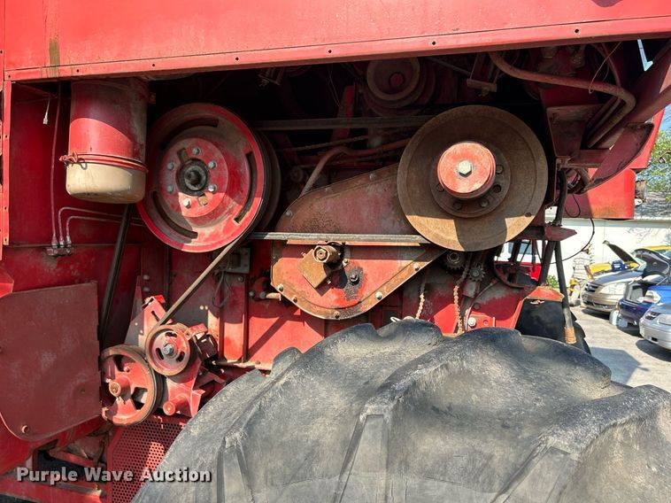 image for item DQ0879 Massey Ferguson MT750  combine