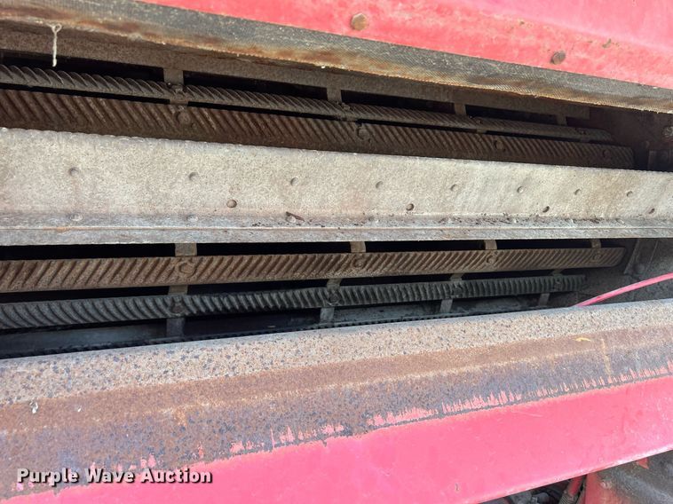 image for item DQ0879 Massey Ferguson MT750  combine