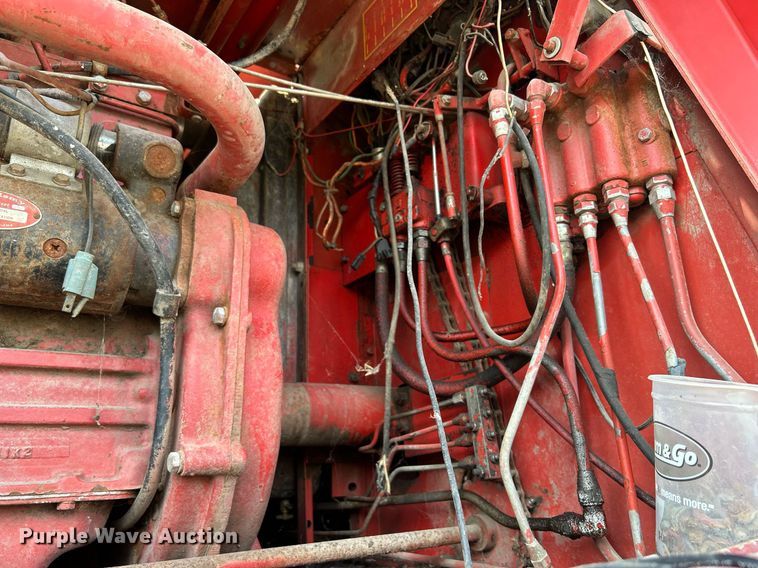 image for item DQ0879 Massey Ferguson MT750  combine