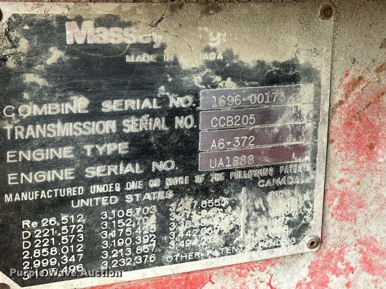 image for item DQ0879 Massey Ferguson MT750  combine