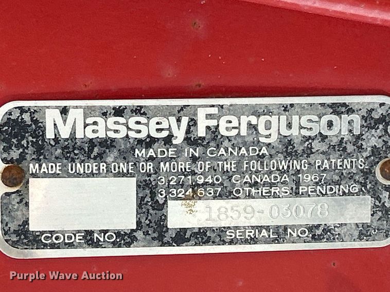 image for item DQ0879 Massey Ferguson MT750  combine