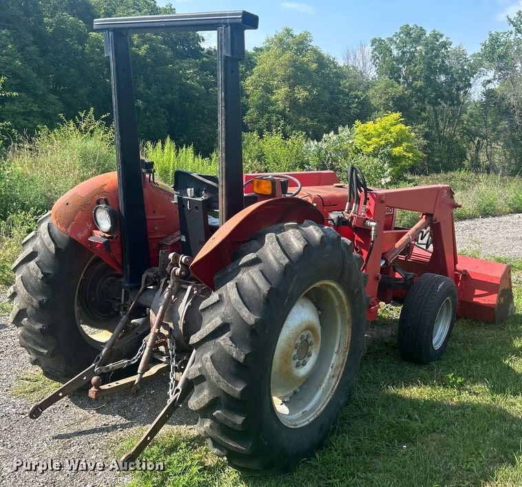 image for item DQ0887 1989 Massey Ferguson 240  tractor