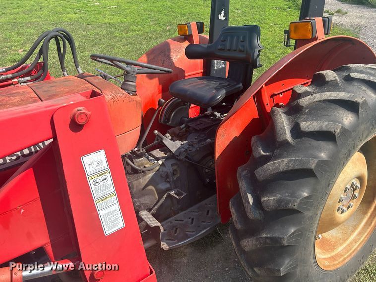 image for item DQ0887 1989 Massey Ferguson 240  tractor