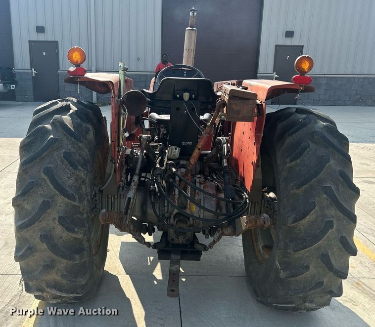 image for item DQ0888 1979 Massey Ferguson 275  tractor