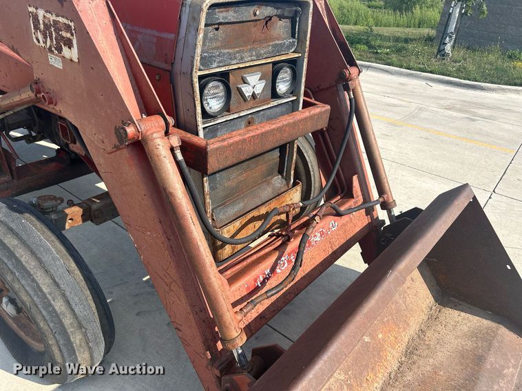 image for item DQ0888 1979 Massey Ferguson 275  tractor