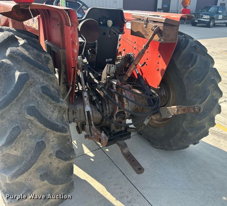 image for item DQ0888 1979 Massey Ferguson 275  tractor