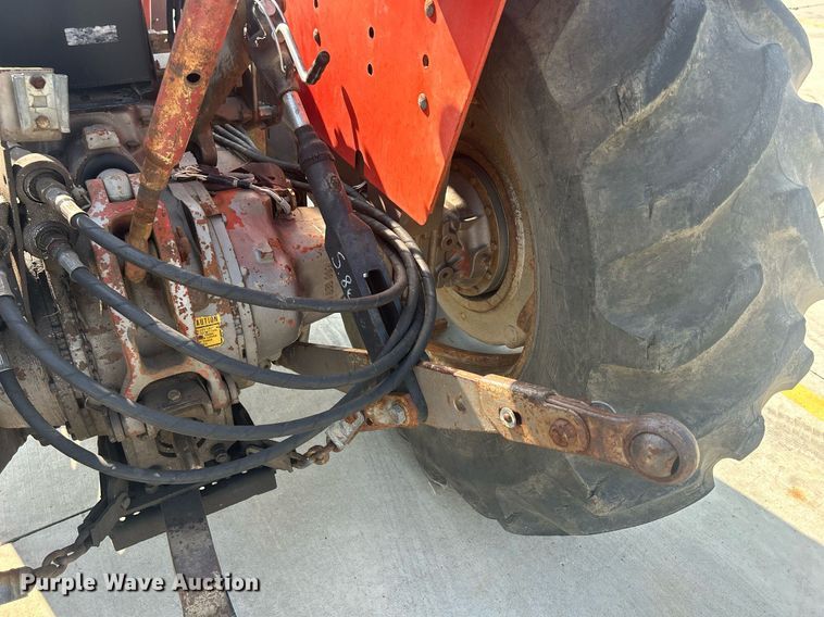 image for item DQ0888 1979 Massey Ferguson 275  tractor