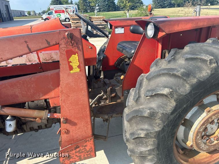 image for item DQ0888 1979 Massey Ferguson 275  tractor