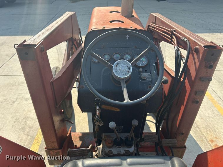 image for item DQ0888 1979 Massey Ferguson 275  tractor