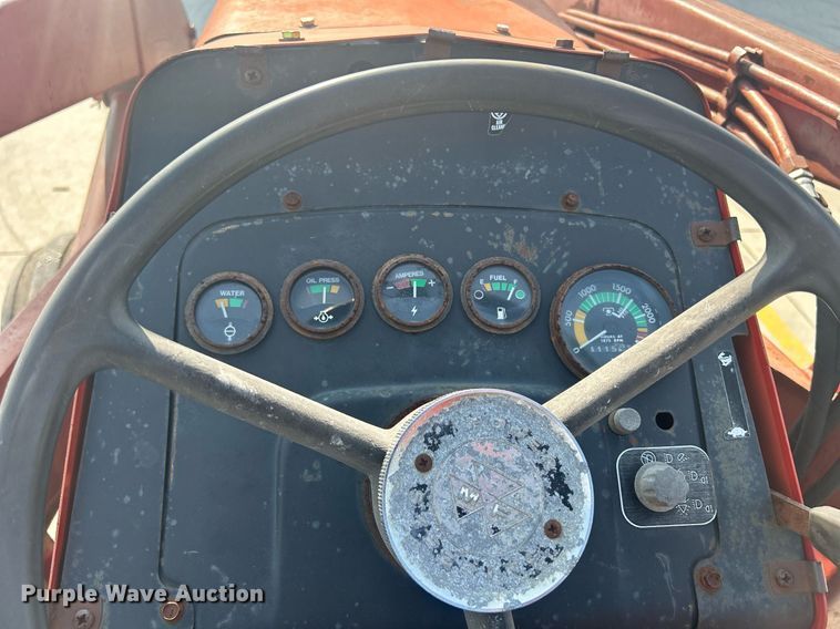 image for item DQ0888 1979 Massey Ferguson 275  tractor