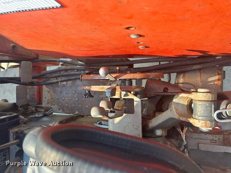 image for item DQ0888 1979 Massey Ferguson 275  tractor