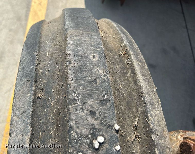 image for item DQ0888 1979 Massey Ferguson 275  tractor