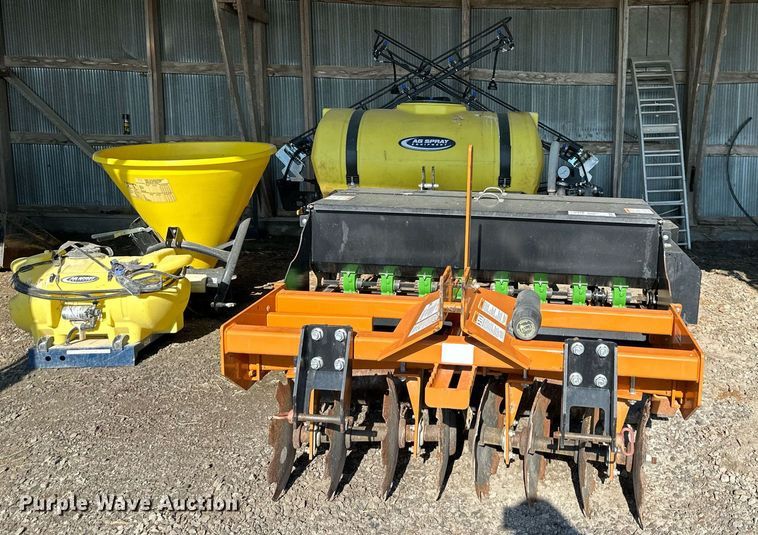 image for item DS2182 Woods PSS60  seeder