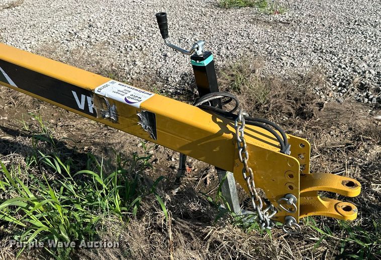 image for item DS2183 2022 Vermeer VR1022  hay rake