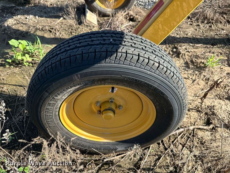 image for item DS2183 2022 Vermeer VR1022  hay rake