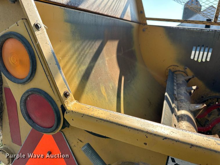 image for item DS2184 2004 Vermeer BP7000  bale processor