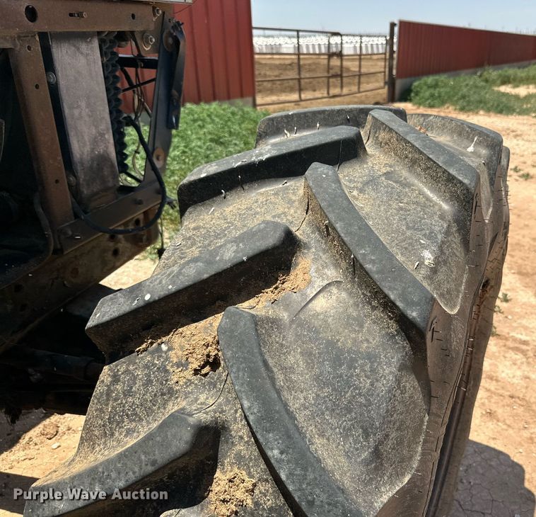 image for item KM9865 1994 Case IH 7240  MFWD tractor