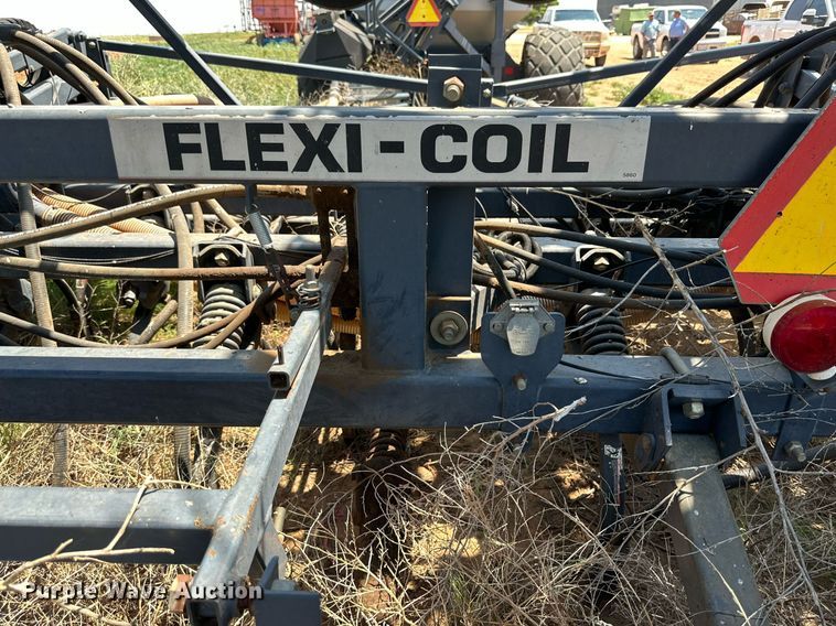 image for item KM9867 Flexi-Coil 5000  air seeder