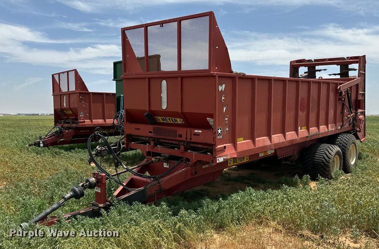 image for item KM9868 Meyer XTS3000  manure spreader