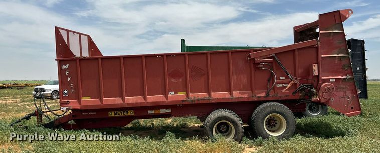 image for item KM9868 Meyer XTS3000  manure spreader