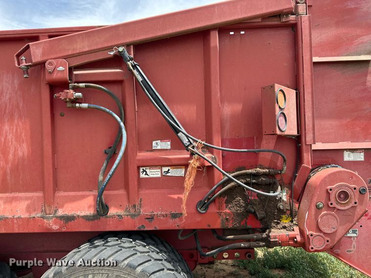 image for item KM9868 Meyer XTS3000  manure spreader