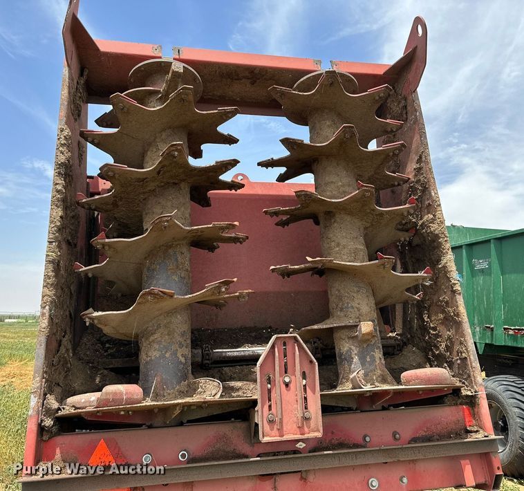 image for item KM9868 Meyer XTS3000  manure spreader