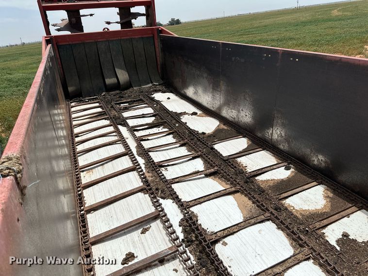 image for item KM9868 Meyer XTS3000  manure spreader