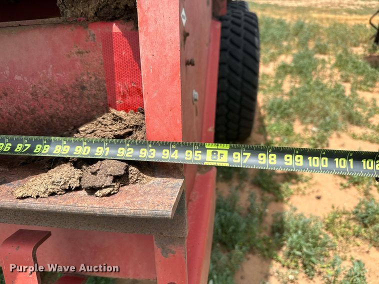 image for item KM9868 Meyer XTS3000  manure spreader