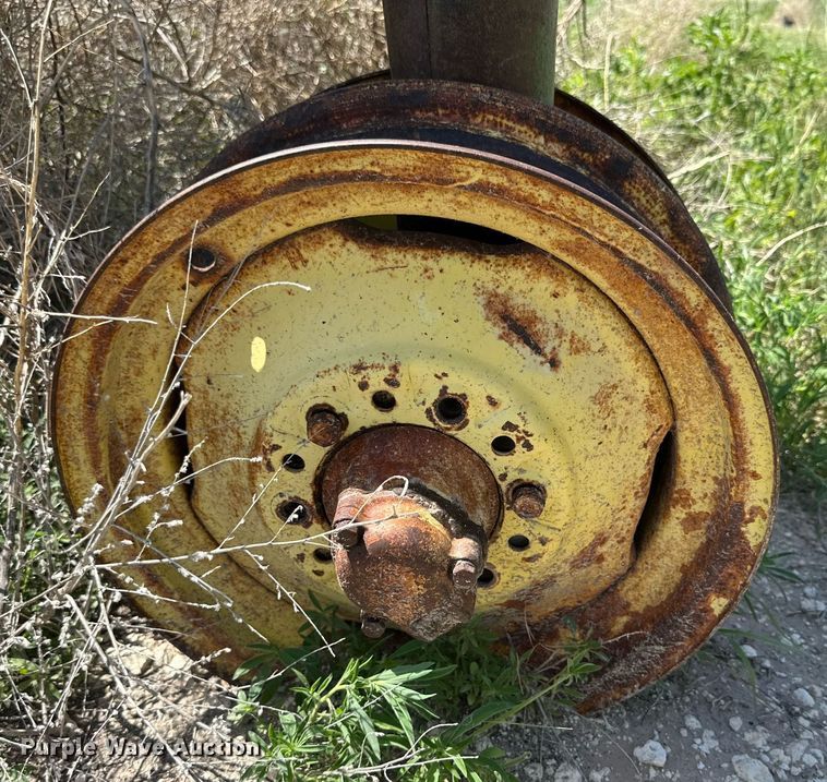 image for item KM9871 John Deere B  tractor