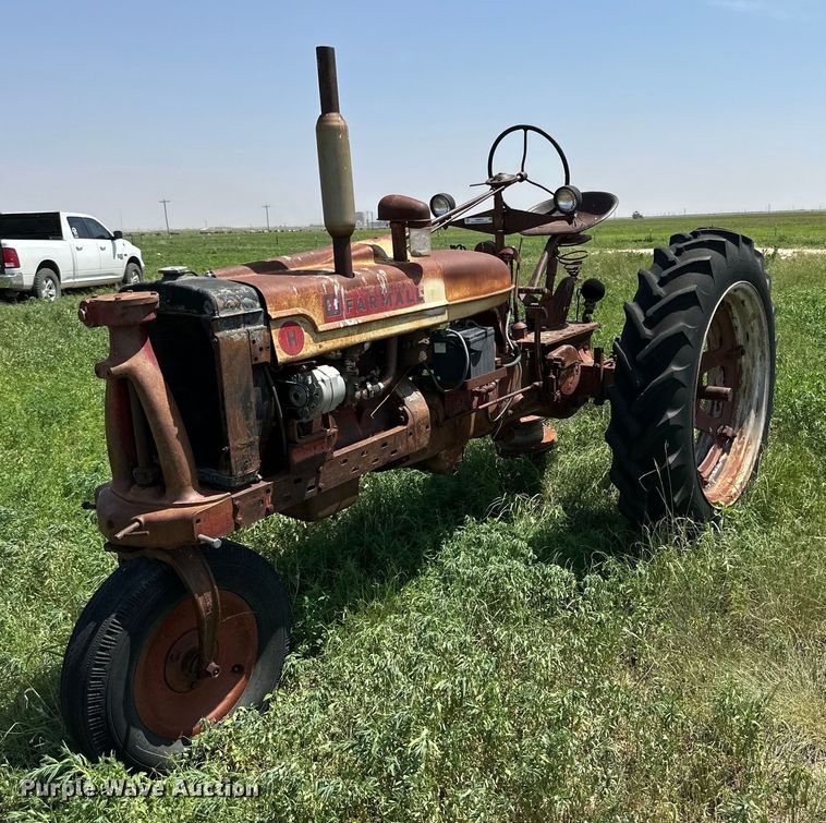 image for item KM9876 1941 Farmall H  tractor