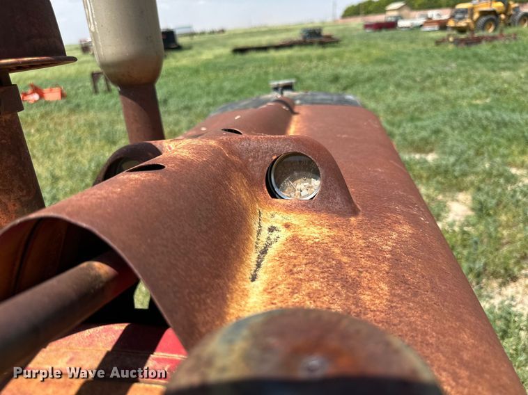 image for item KM9876 1941 Farmall H  tractor