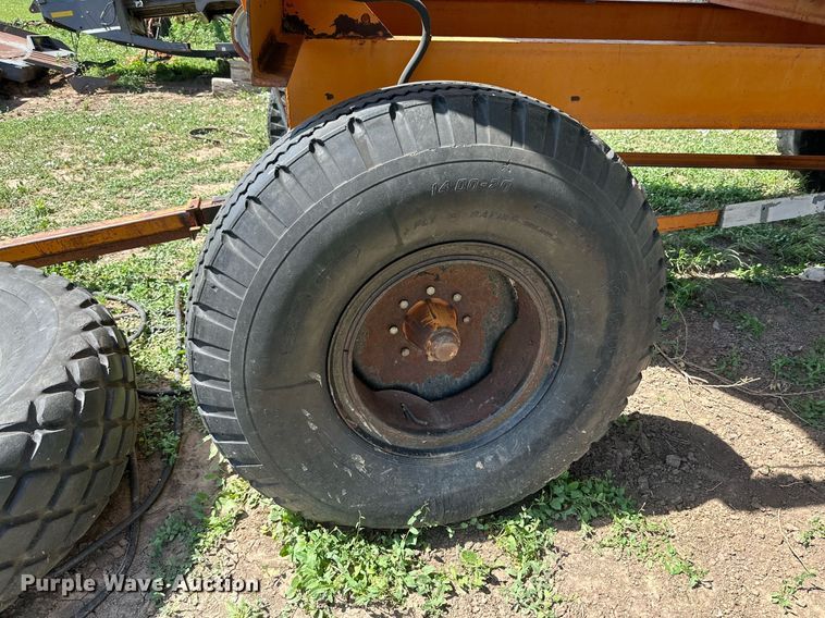 image for item KM9880 Richardton 1400  silage dump wagon