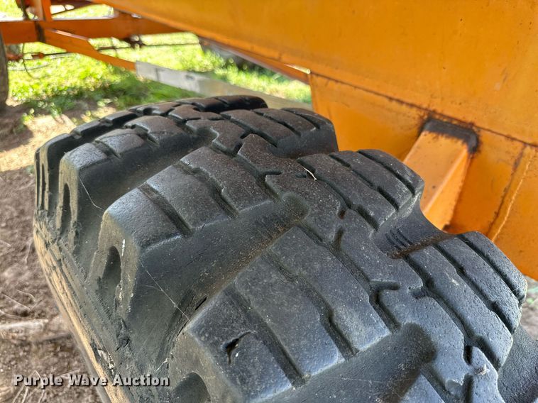 image for item KM9880 Richardton 1400  silage dump wagon